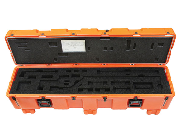 Pelican custom shipping cases pallet